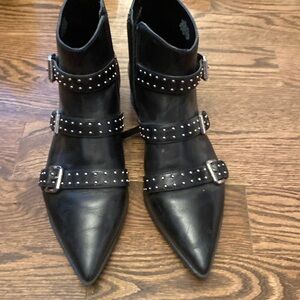 Nine West black boots